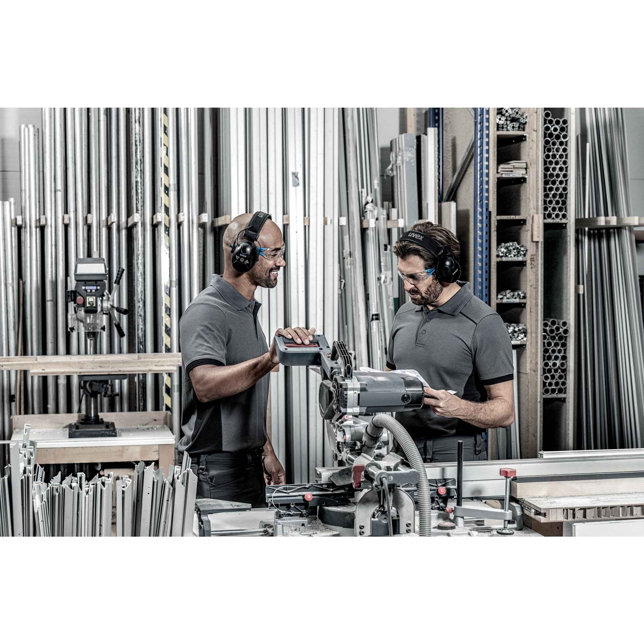 Uvex 2640001 aXess one bluetooth gehoorkap met hoofdband - 31 db - Pbm's - Gehoorbescherming