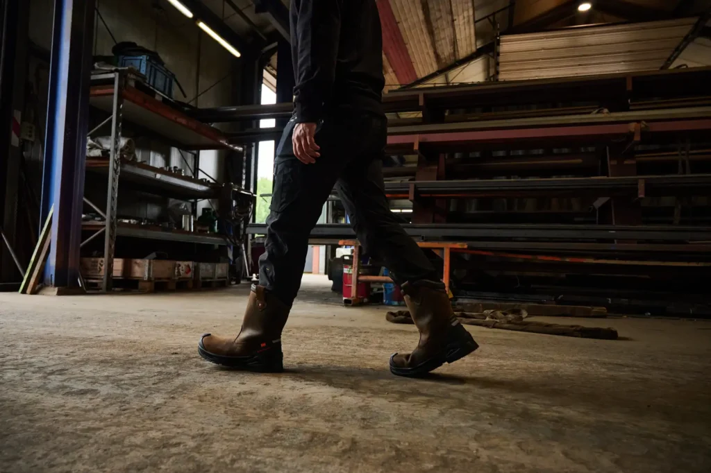 Koop Sixton peak schoenen en laarzen online op vanatex.be voor klanten in Eeklo