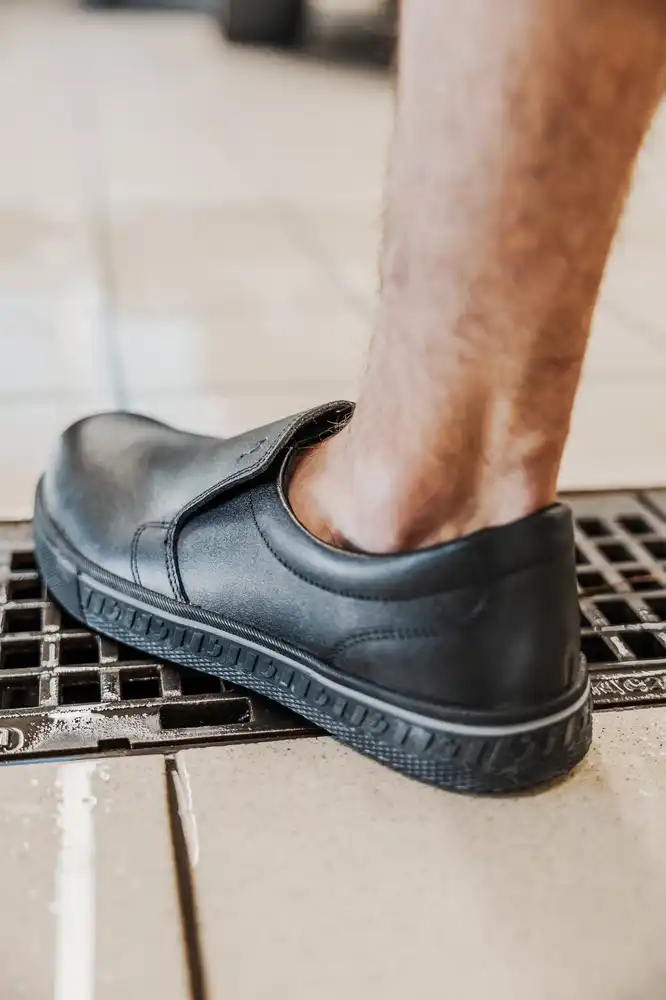 Lage werkschoenen in Brugge