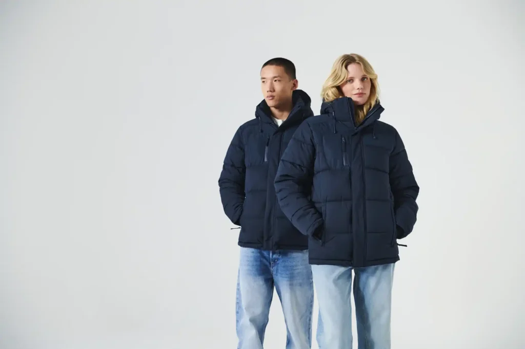 Bestel Clique jassen en bodywarmers aan scherpe prijzen in onze webshop, snel geleverd in Tielt
